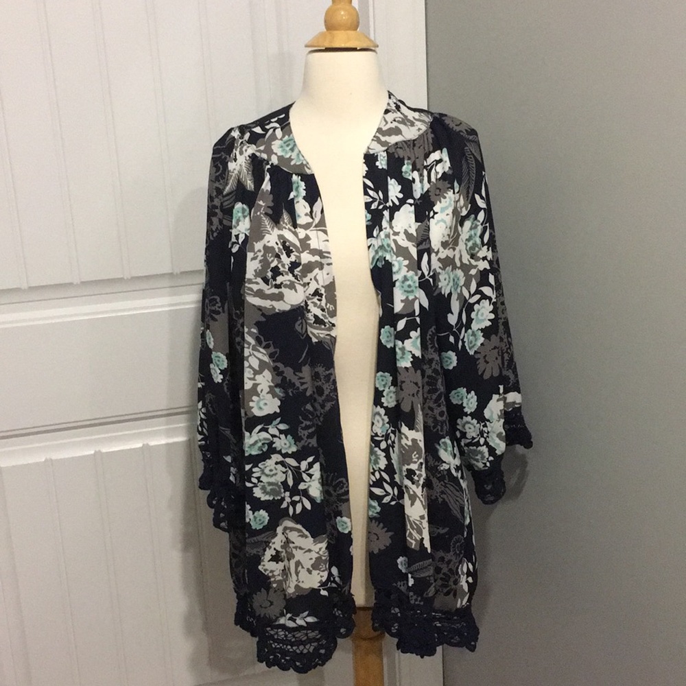 Jodifl Boutique Jodifl Kimono Lace Trim